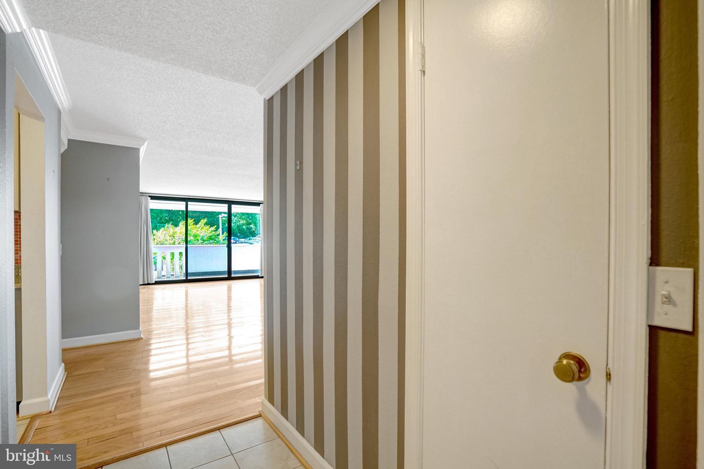 6101 Edsall Rd #302 — photo