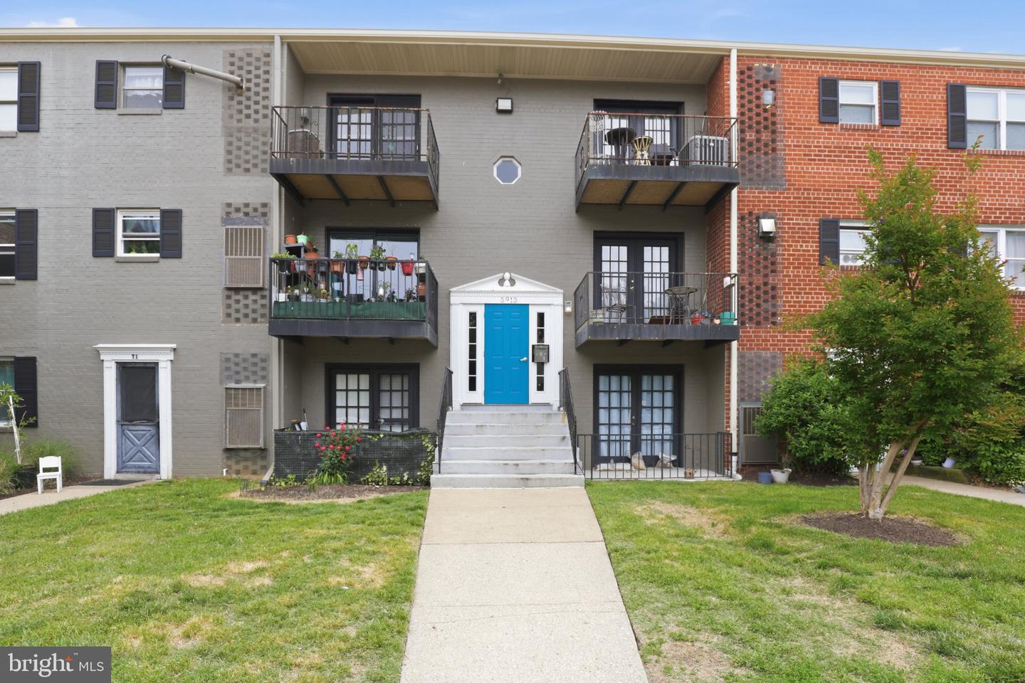 5913 Mayflower Ct #101 — photo