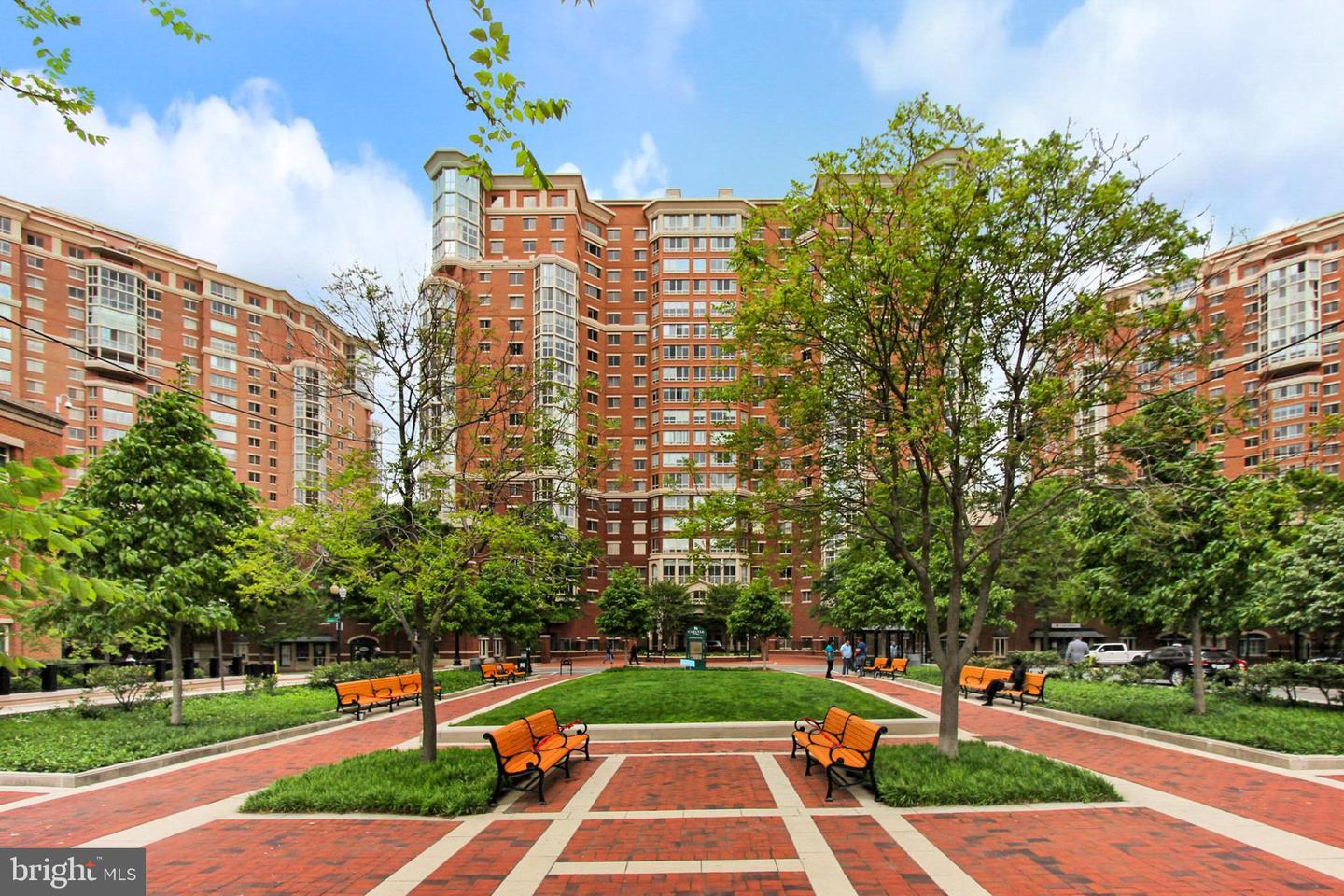 2151 Jamieson Ave #1908 — photo