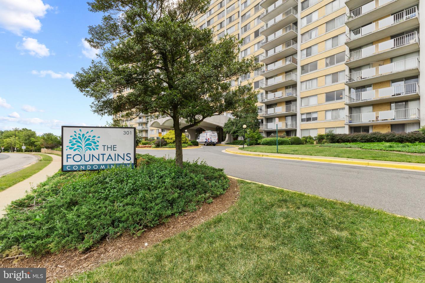 301 N Beauregard St #1607 — photo