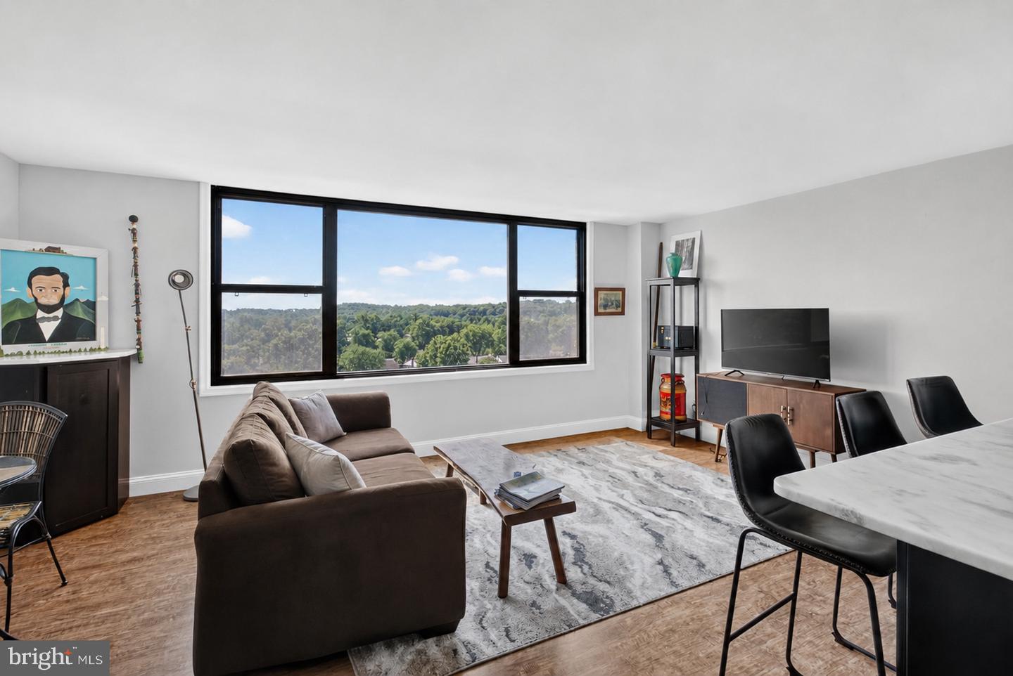 4600 Duke St #913 — photo
