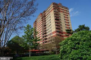 801 N Pitt St #113 — photo