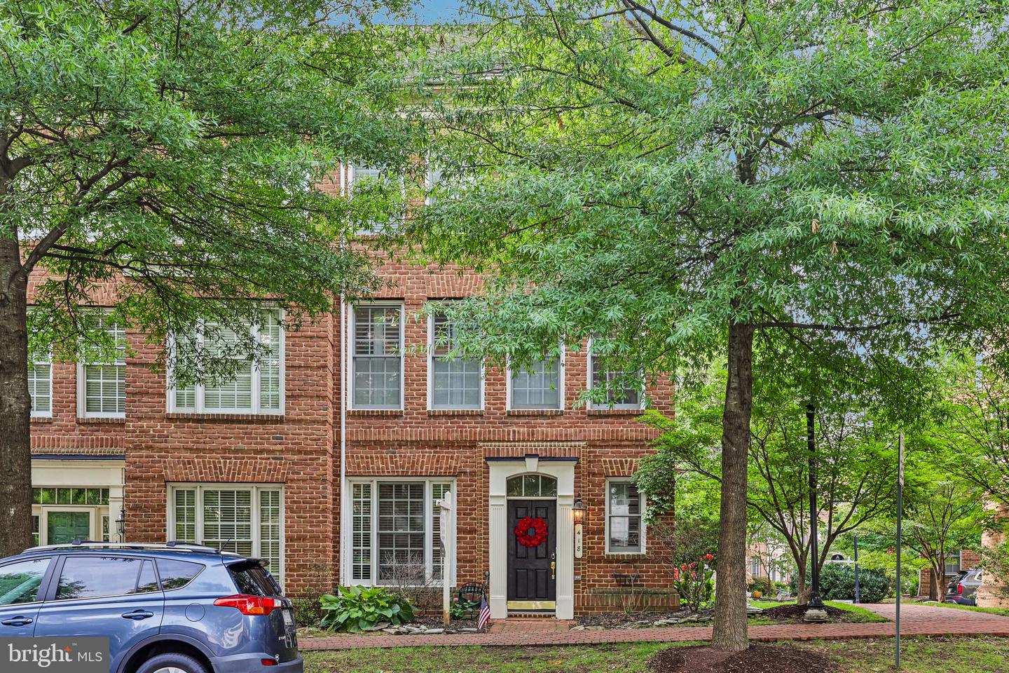 418 Ferdinand Day Dr — photo