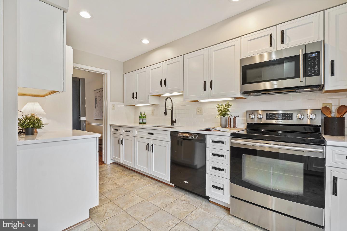 404 Glebe Road W, Alexandria, VA 22305 — photo 3