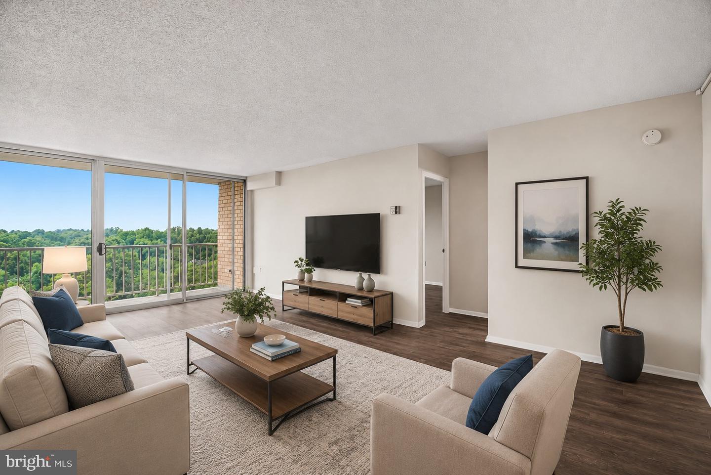2500 N Van Dorn St #1206 — photo