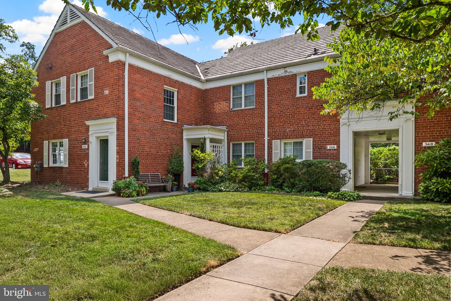3414 Gunston Road, Alexandria, VA 22302
