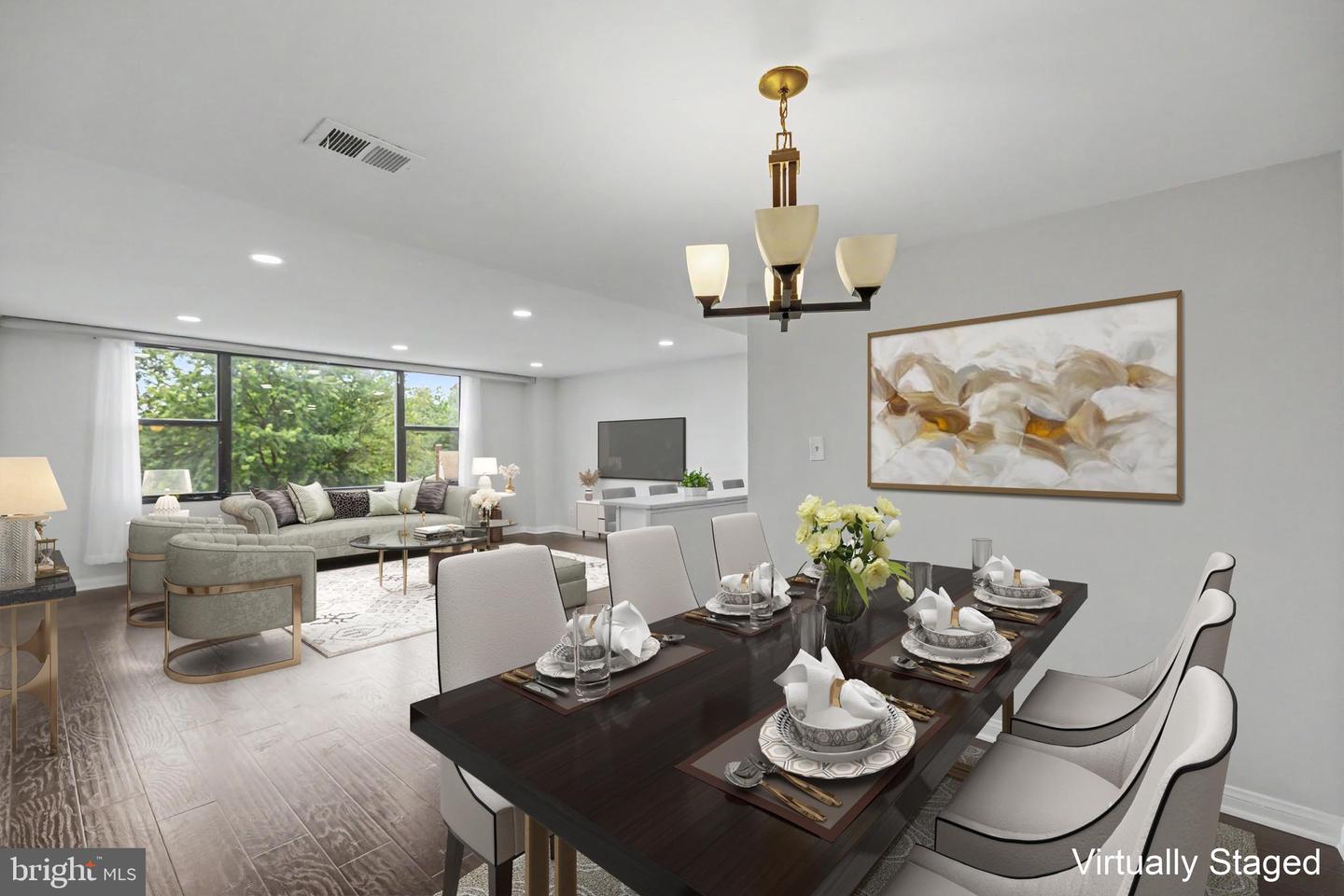 4600 Duke St #304 — photo