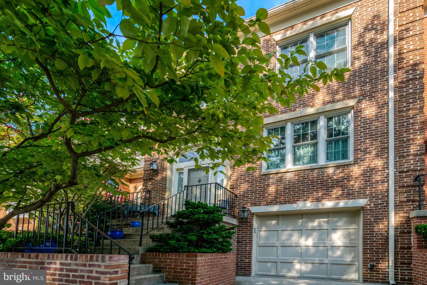 127 Gretna Green Ct — photo
