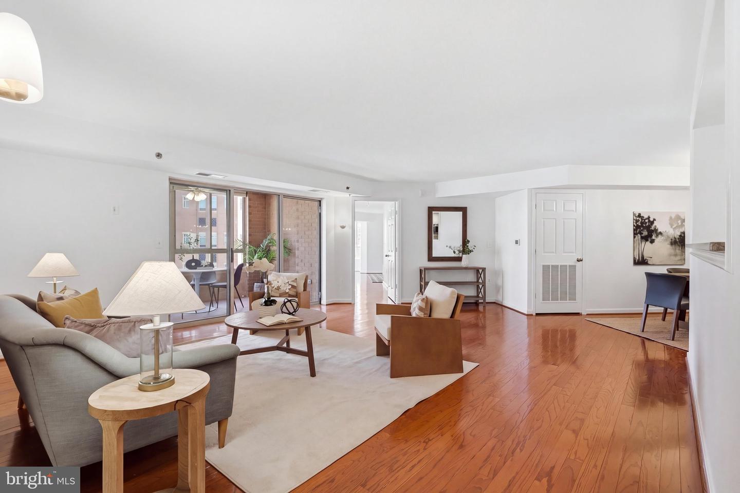 2181 Jamieson Ave #805 — photo