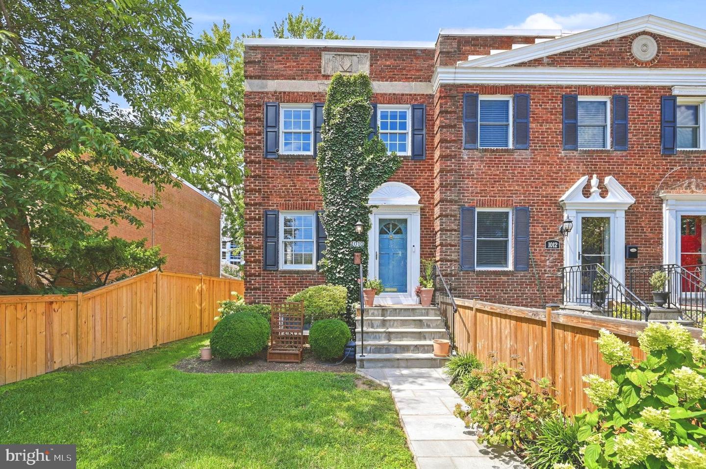 1010 Colonial Ave — photo