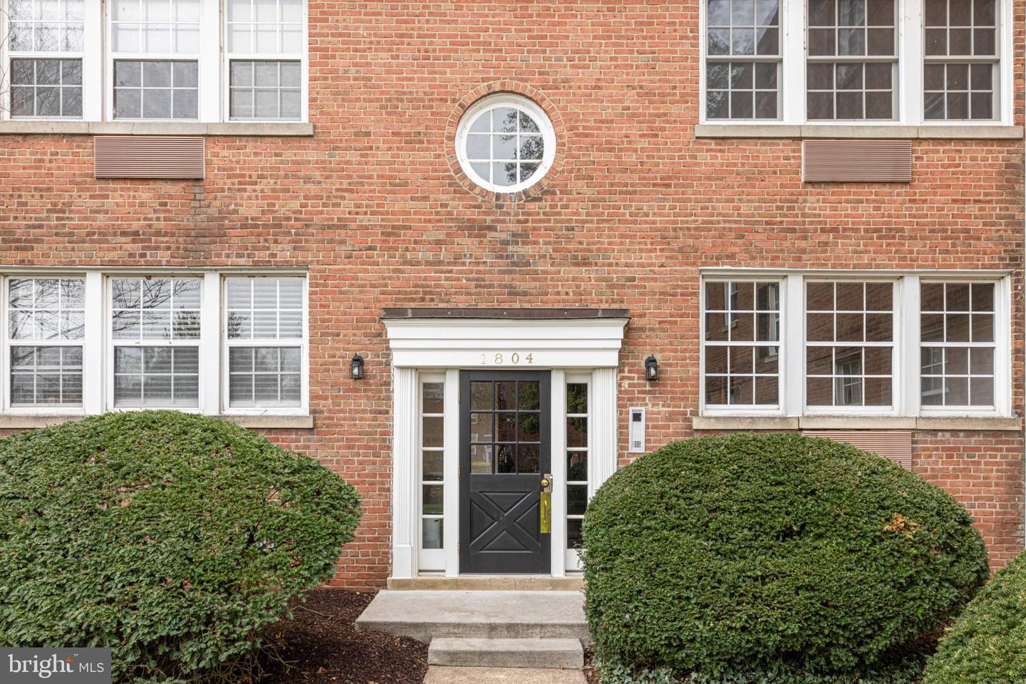 1804 W Abingdon Dr #101 — photo
