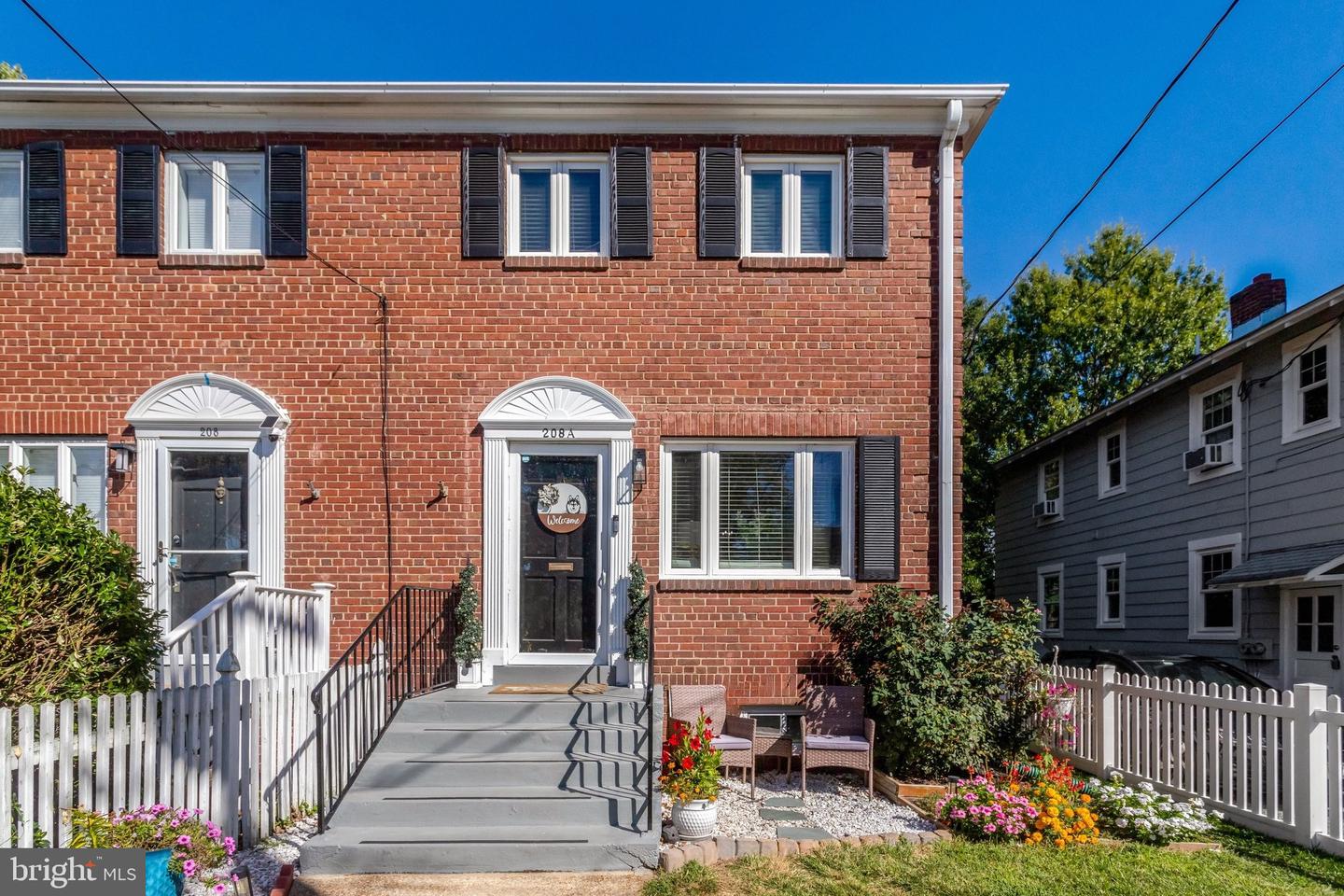 208 E Bellefonte Ave #a — photo