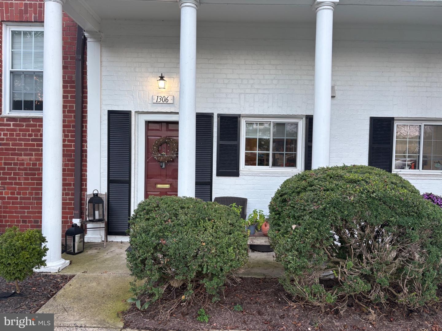 1306 Martha Custis Dr — photo