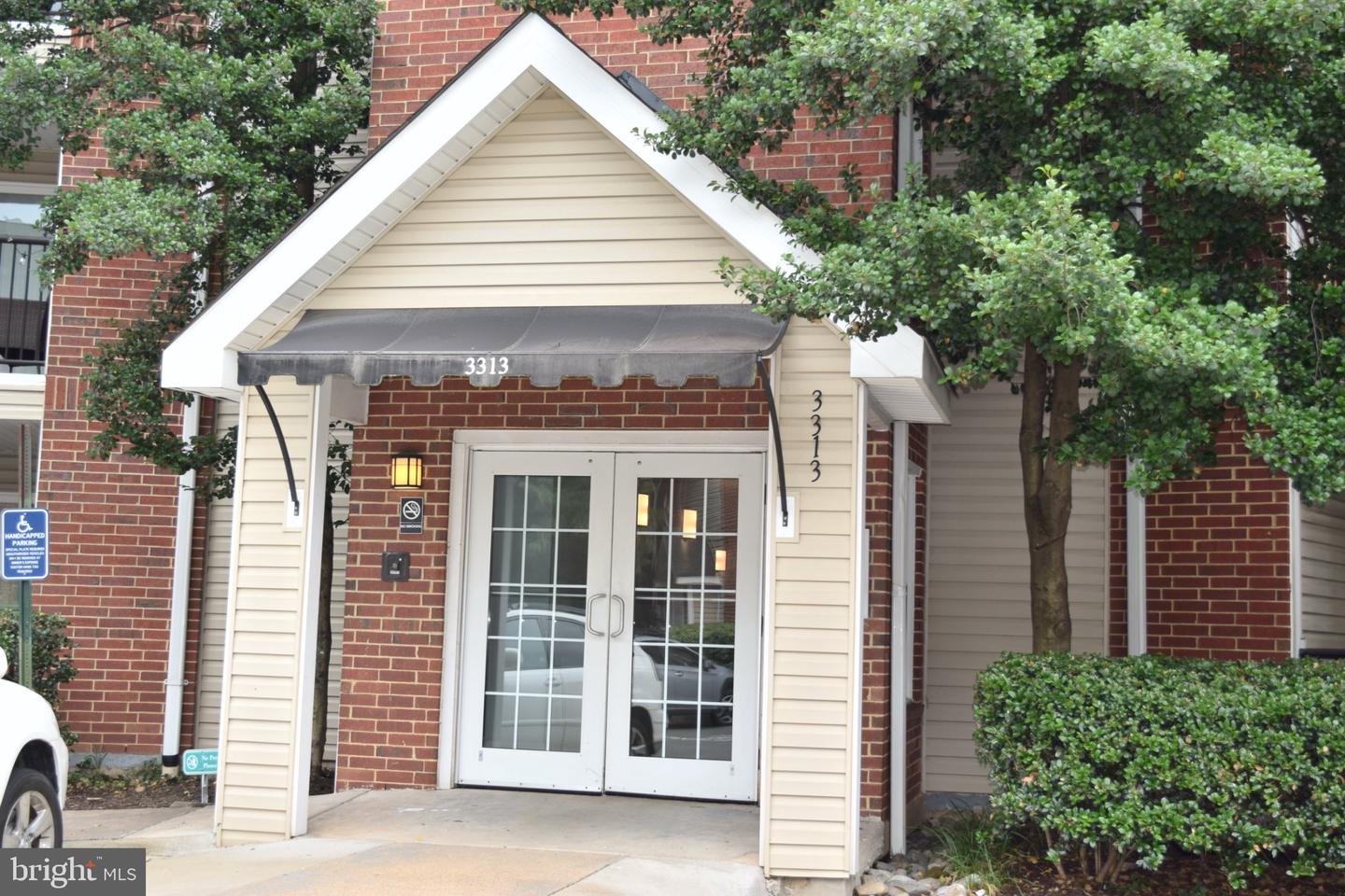 3313 Wyndham Cir #1213 — photo