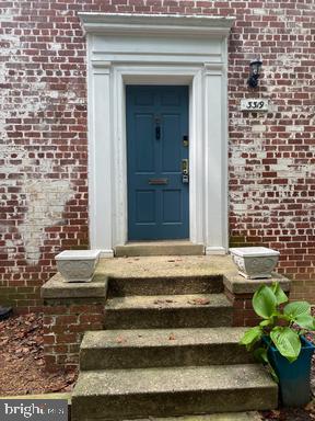 3319 Valley Dr — photo