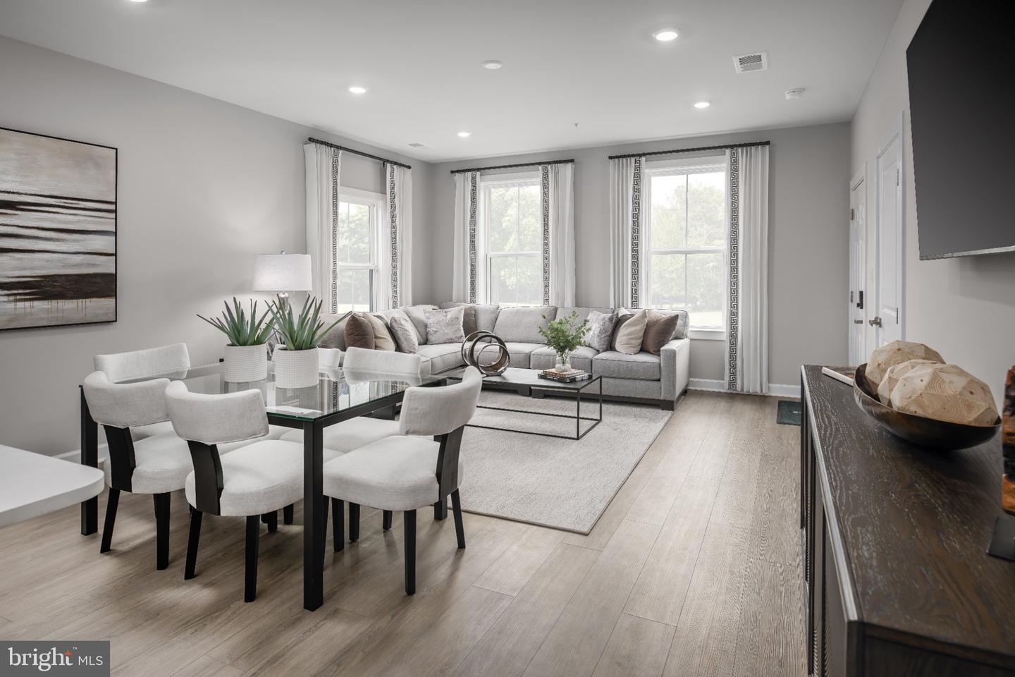 9565 Lookout Ave #Lot 101 — photo