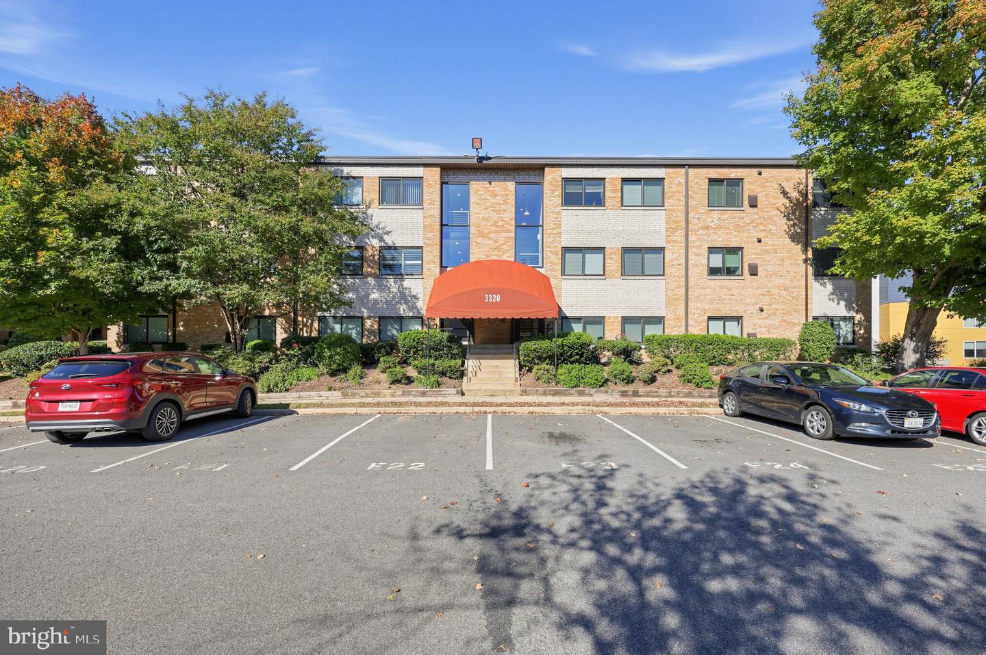 3320 S 28th St #203 — photo