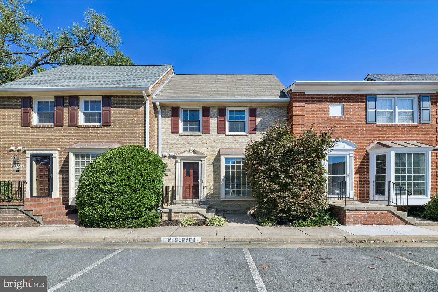 2663 Centennial Ct — photo