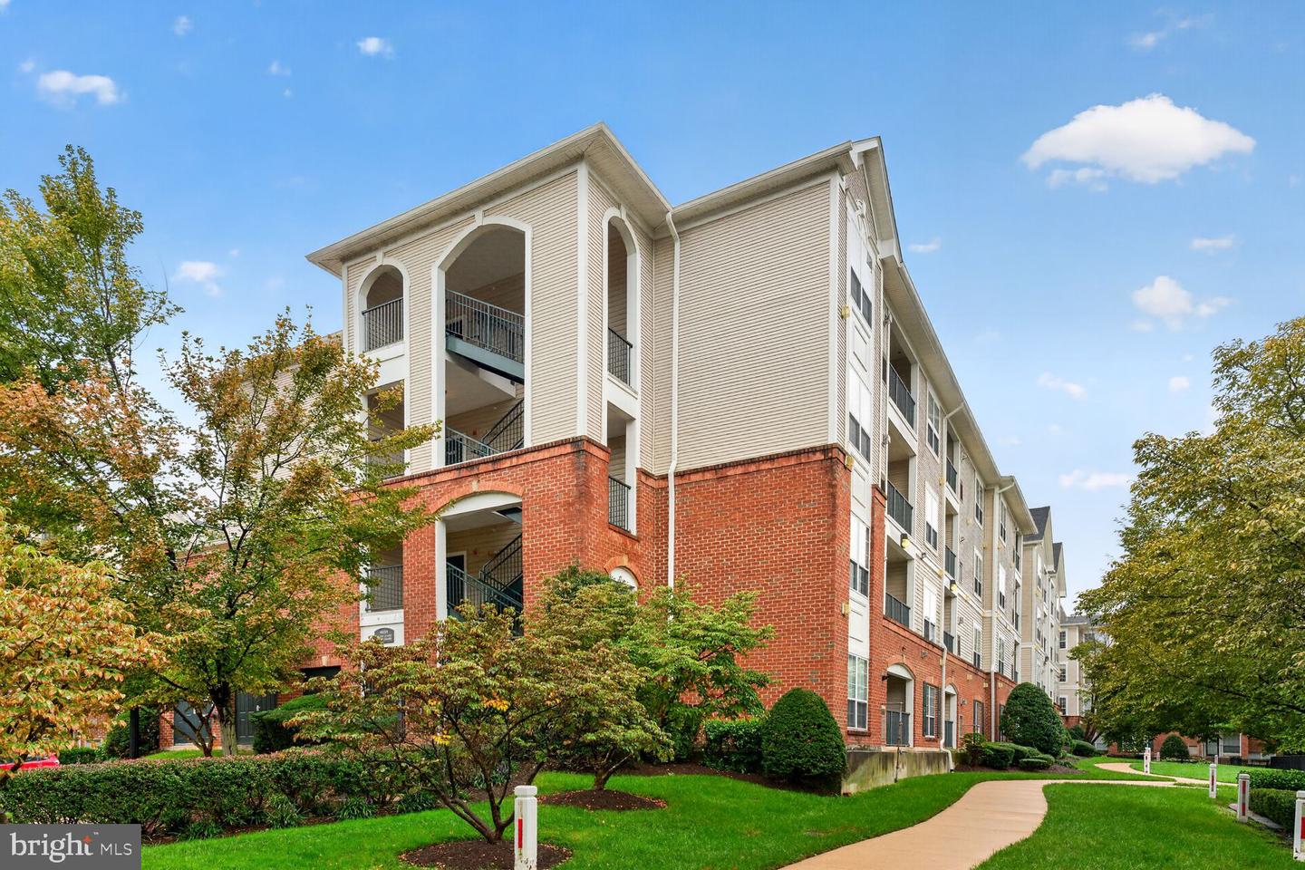 4854 Eisenhower Ave #257 — photo