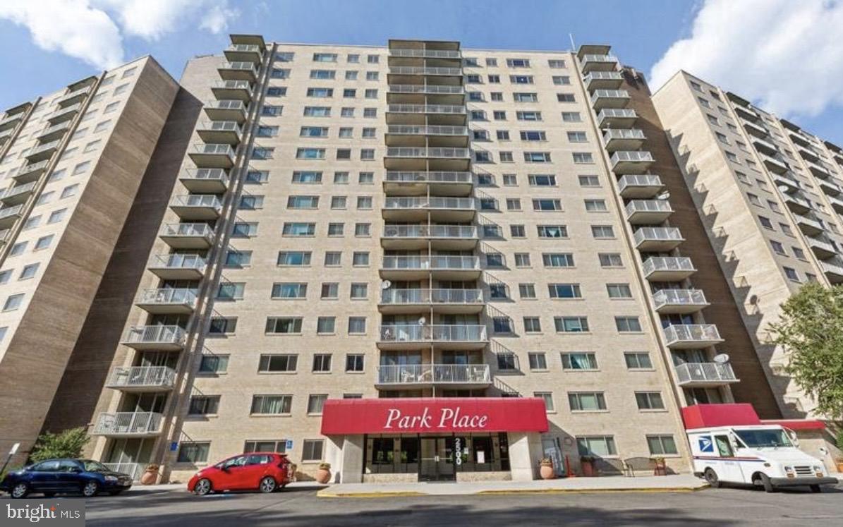 2500 N Van Dorn St #1101 — photo