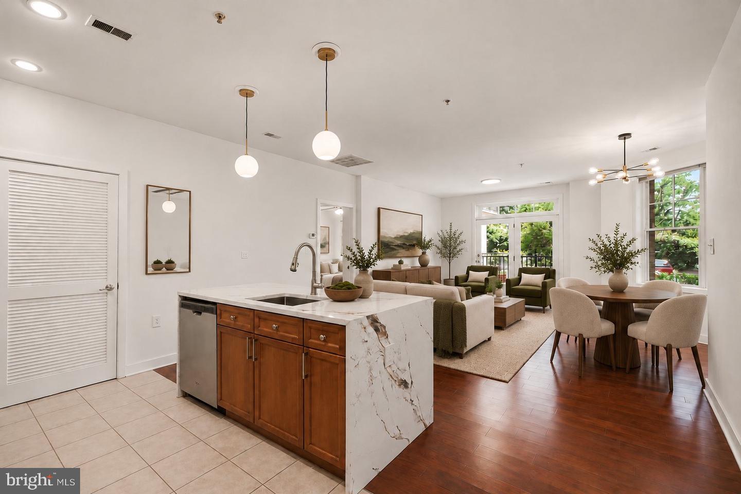 181 E Reed Ave #201 — photo