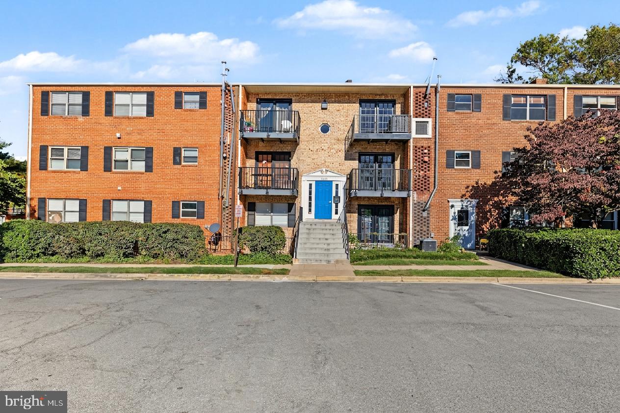 5915 Mayflower Ct #204 — photo