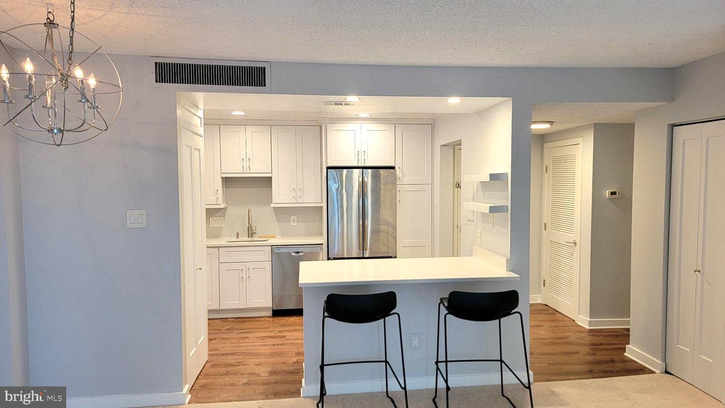 6301 Stevenson Ave #604 — photo