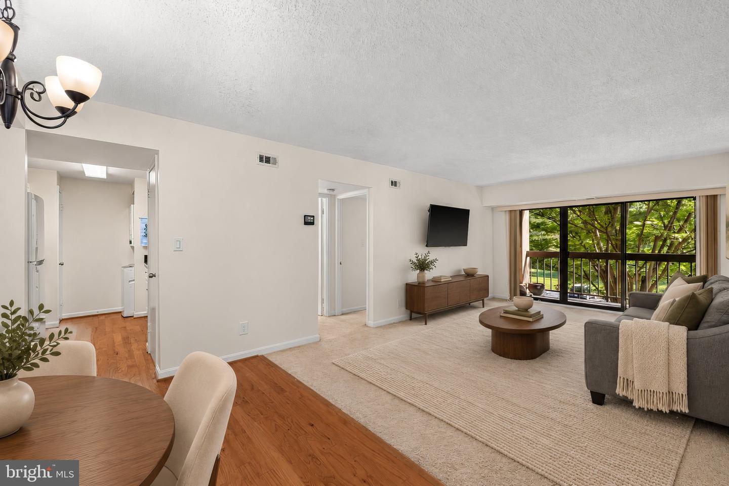 805 N Howard St N #246 — photo