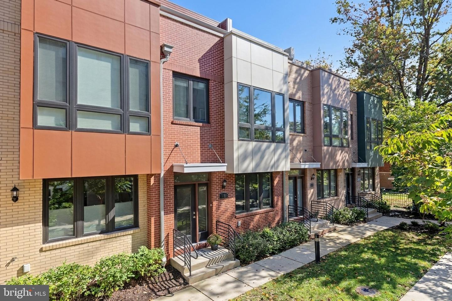 130 Cambria Walk — photo