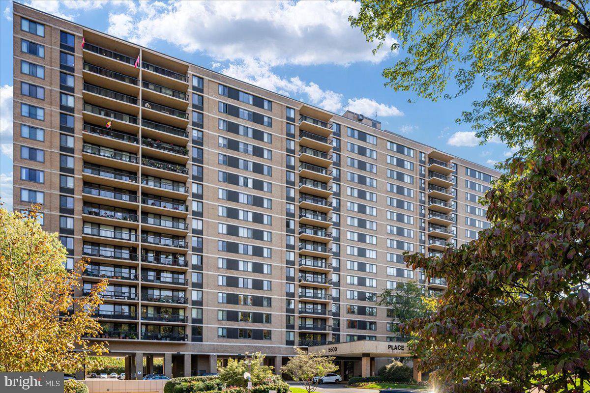 5500 Holmes Run Pkwy #712 — photo