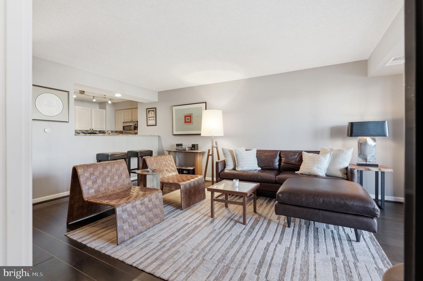 2181 Jamieson Ave #510 — photo
