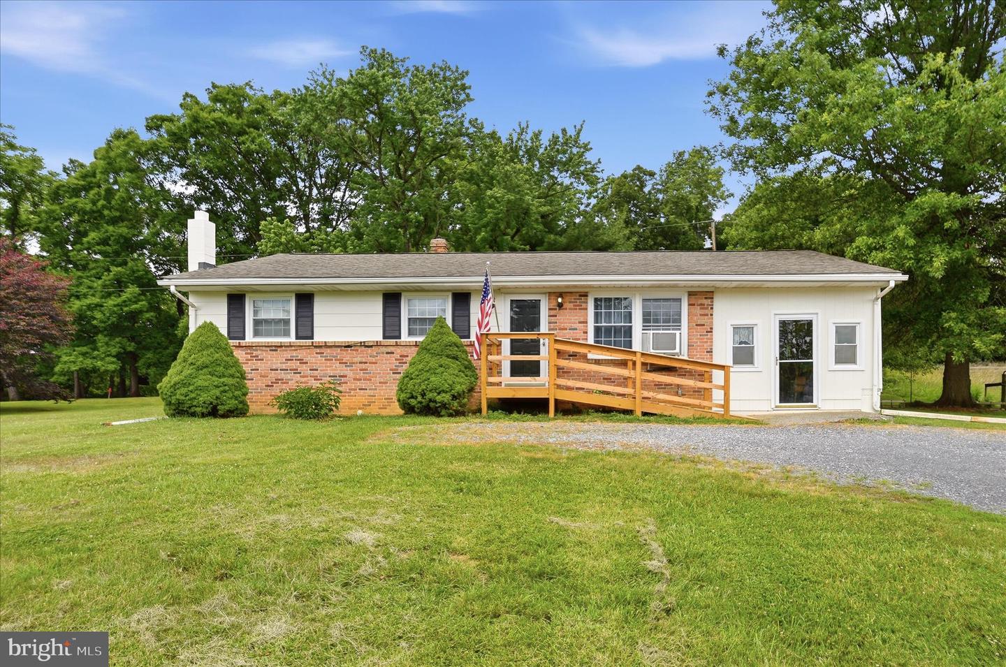 12394 Lord Fairfax Hwy — photo