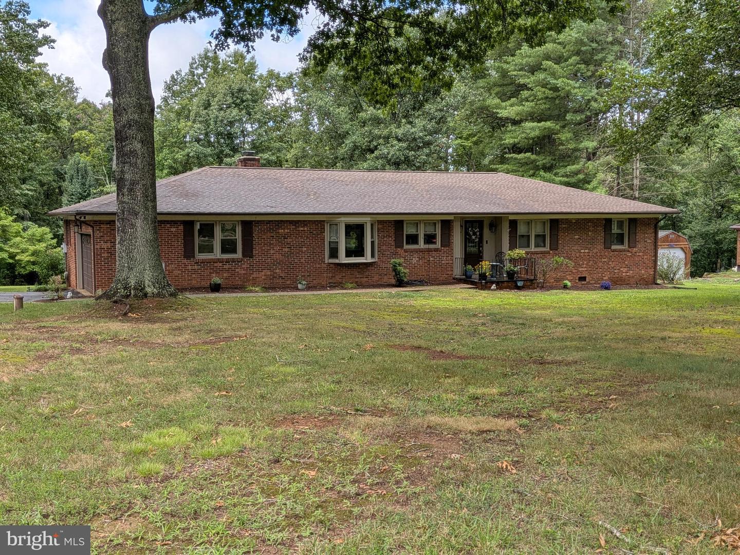 16490 Mountain Run Ln — photo
