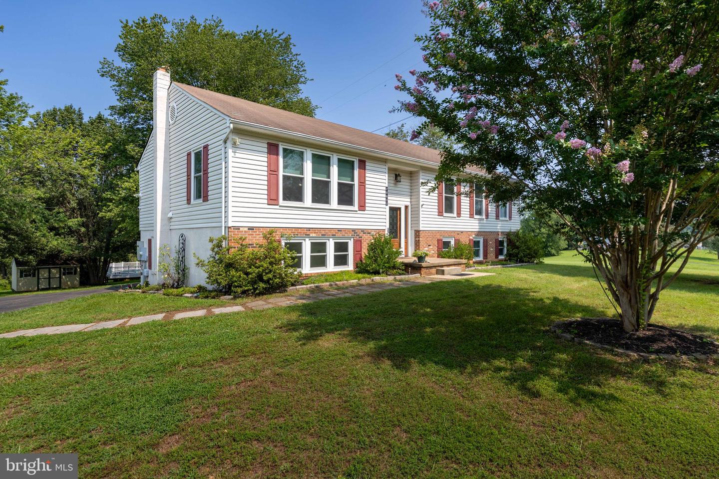 18611 Springs Rd — photo