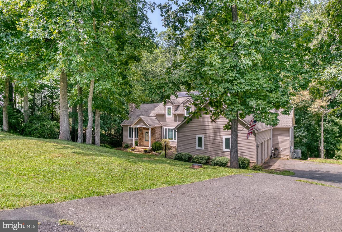 3480 Southampton Dr — photo