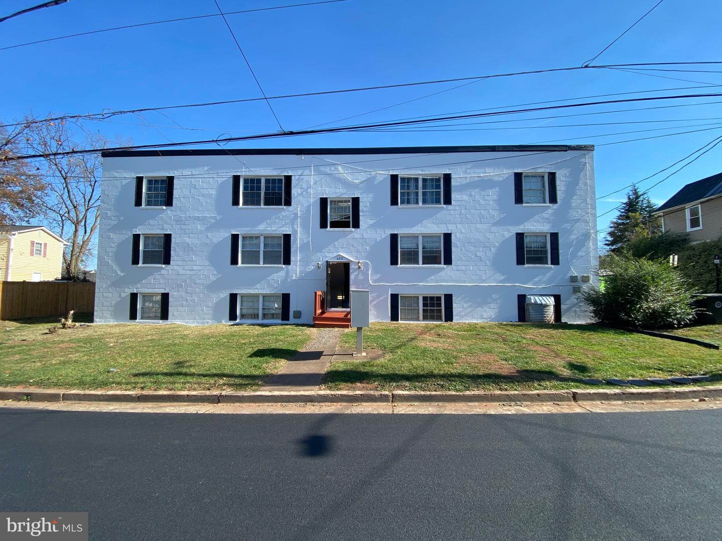 423 Hill St #3 — photo