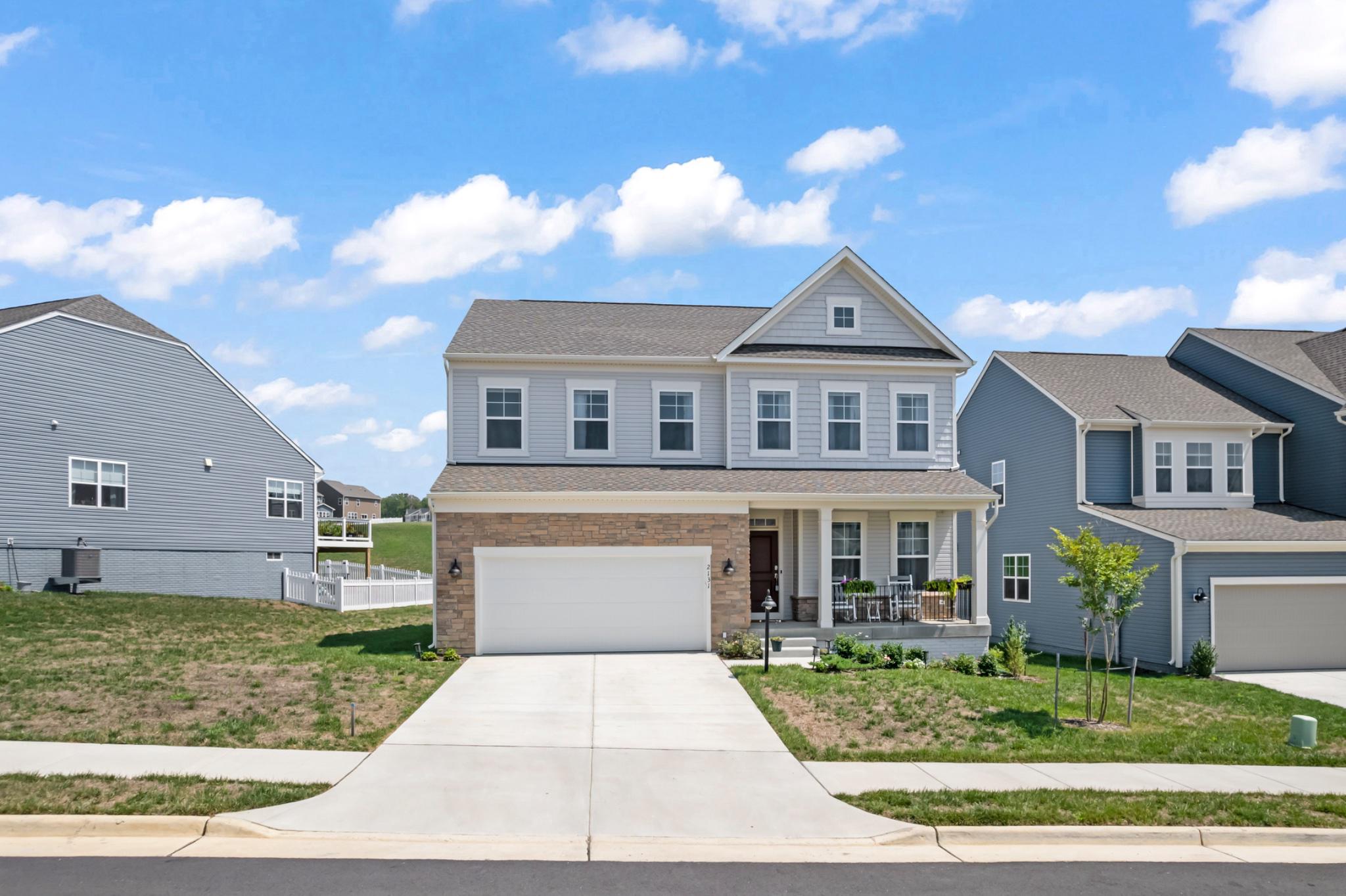 2131 Berwick Dr — photo