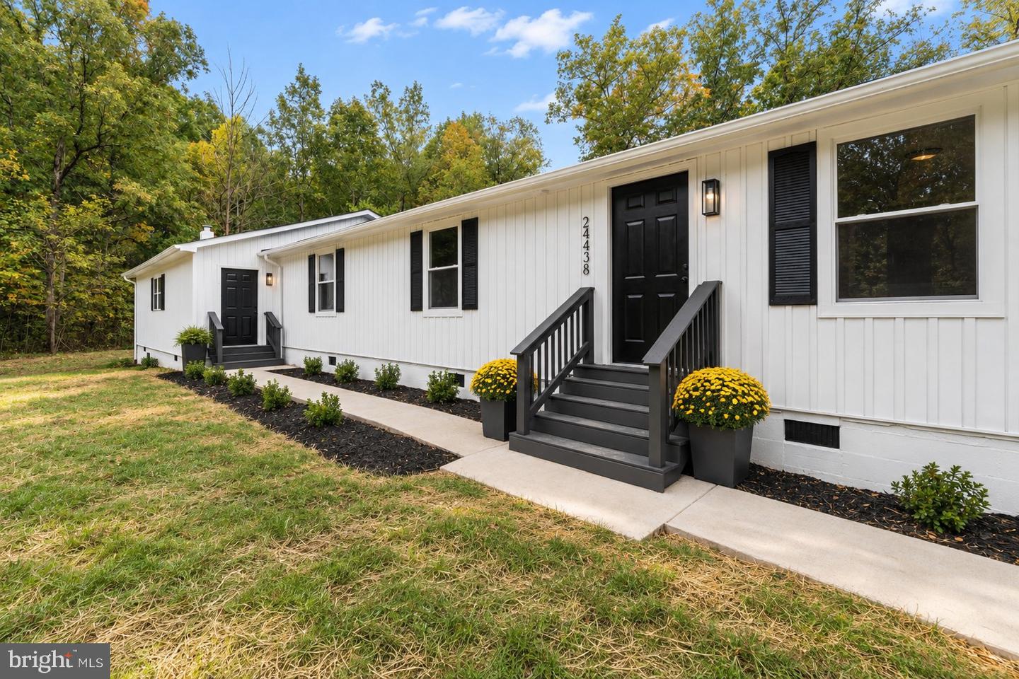 24438 Somerville Rd — photo