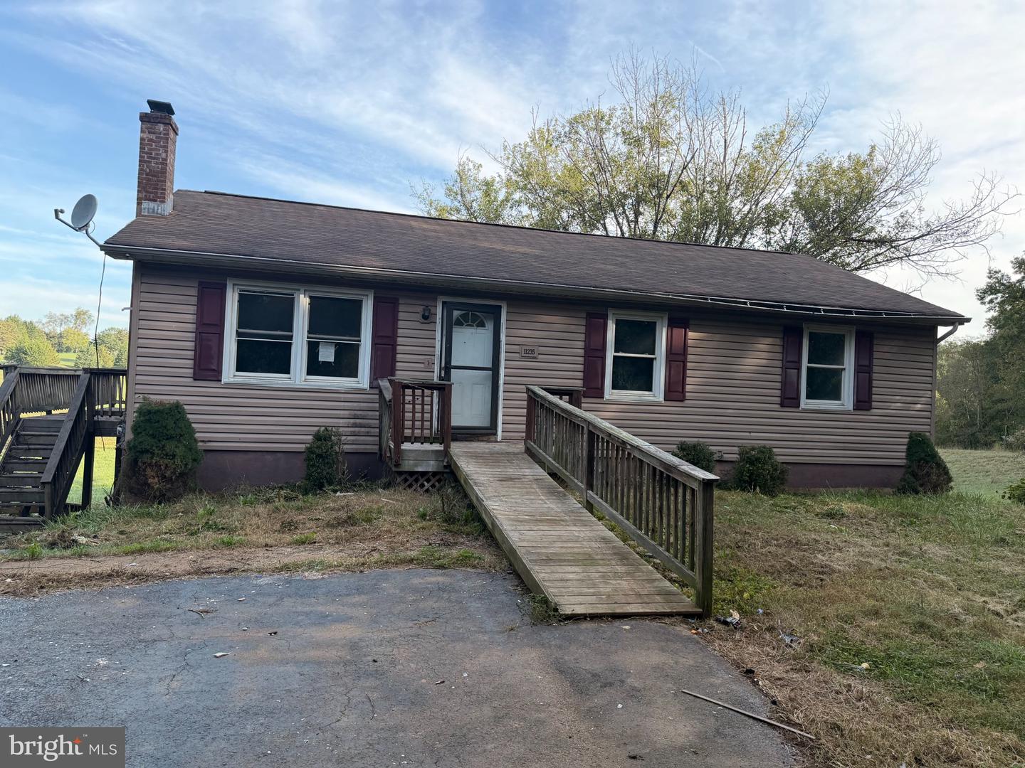11235 Muddy Run Ln — photo