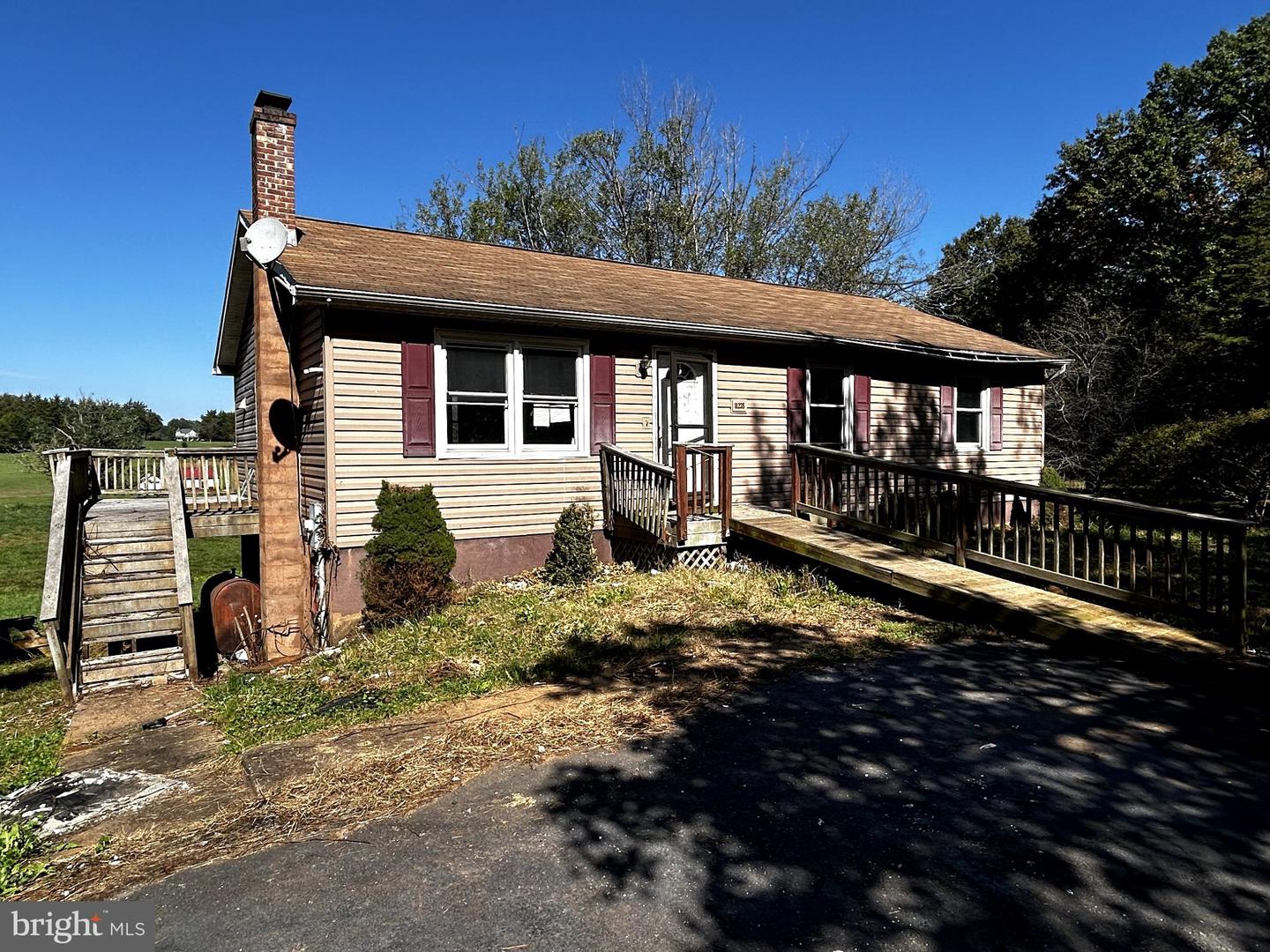 11235 Muddy Run Ln — photo