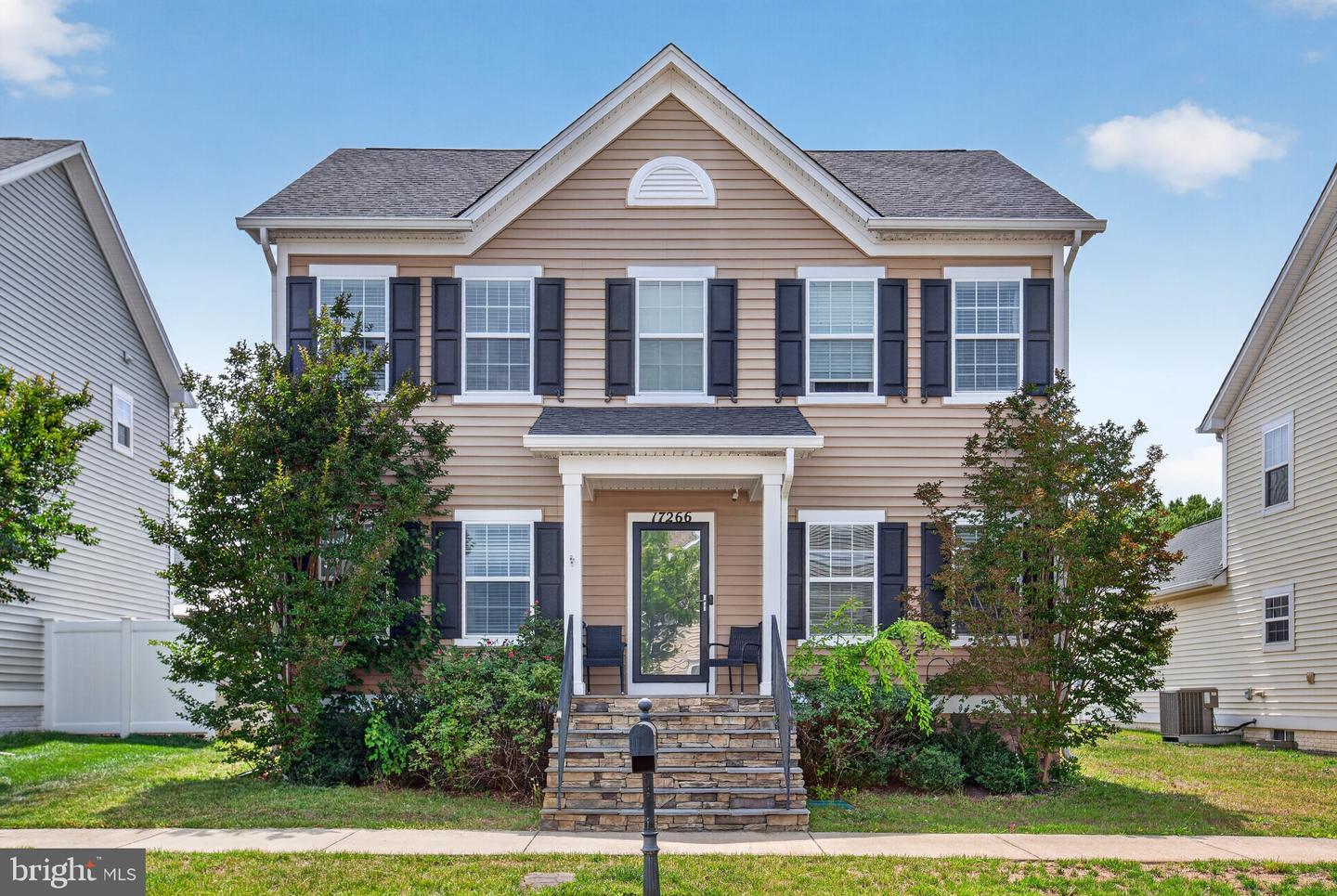 17266 Day Lily Dr — photo