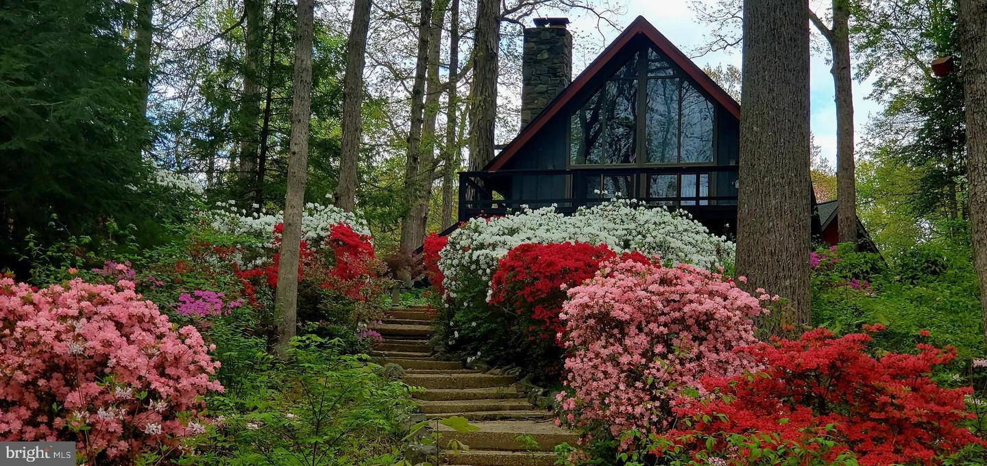 206 Lake Caroline Dr — photo