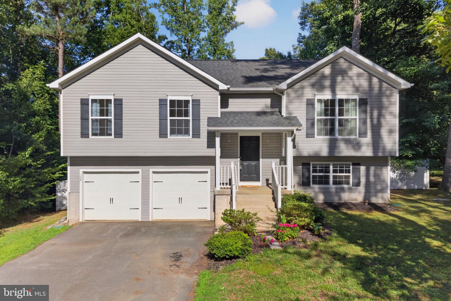 108 Waring Dr — photo