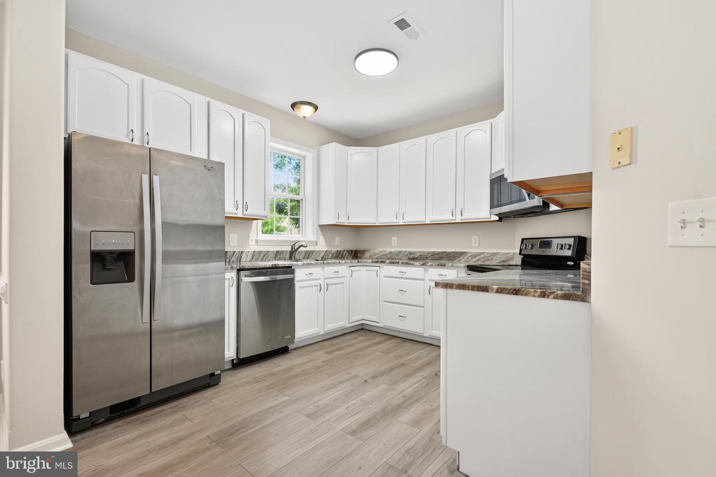 17304 Camellia Dr — photo