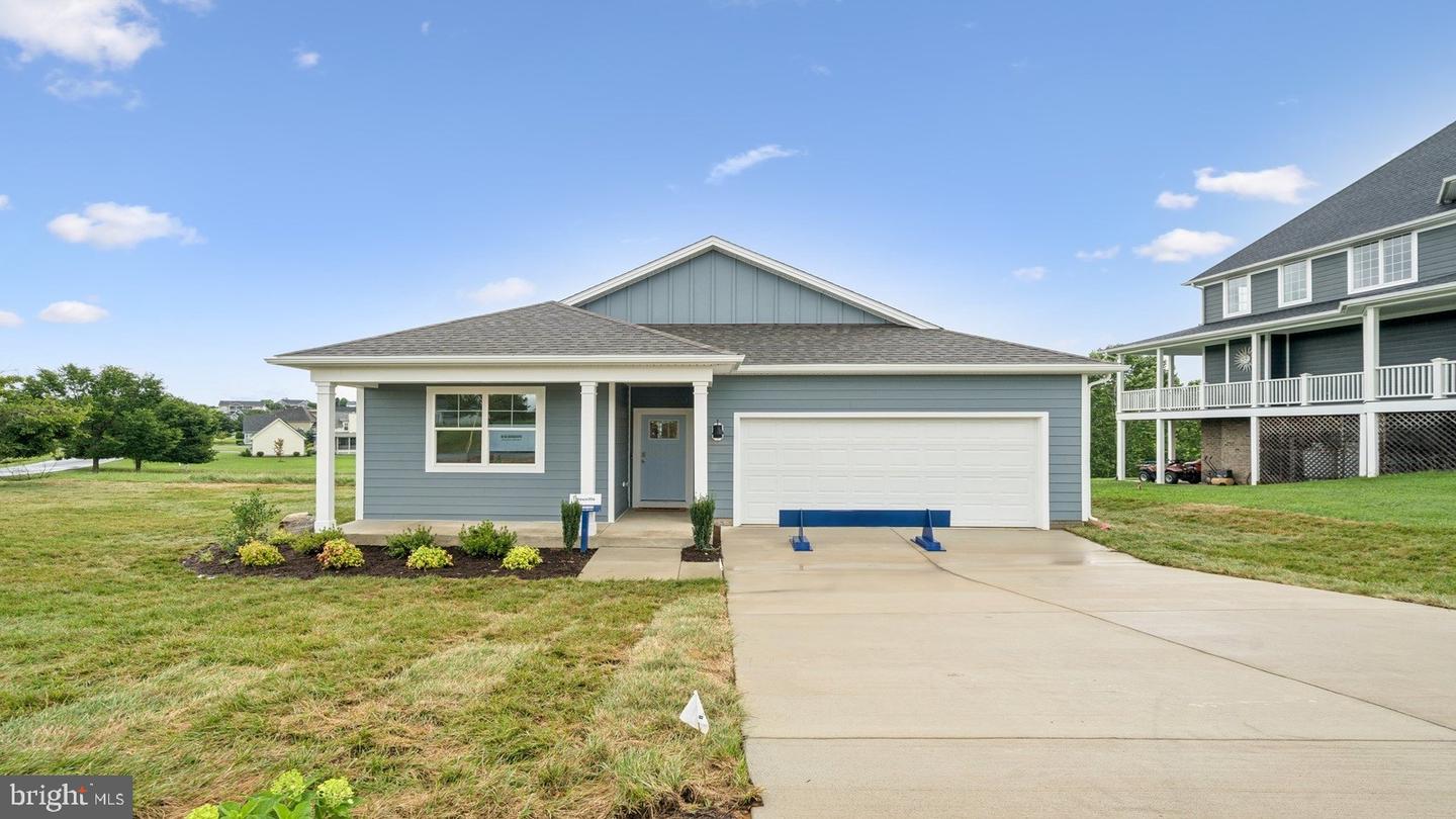 17411 Riverside Dr — photo