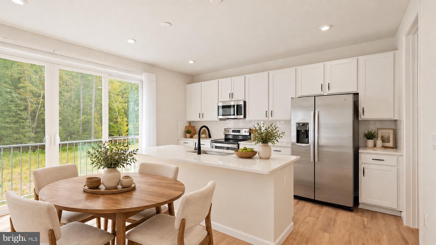 18409 Hewes Ter — photo