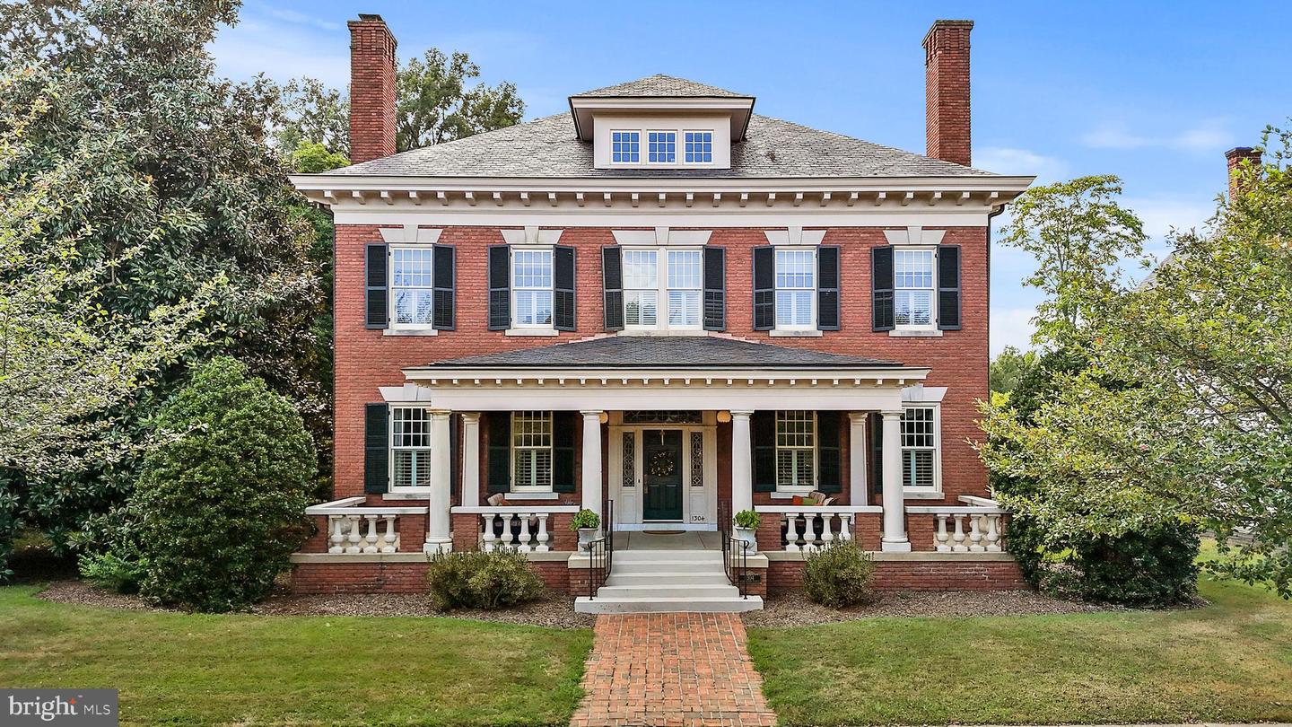 1304 Washington Ave — photo