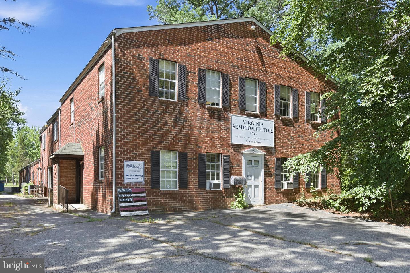 1501 Powhatan St — photo