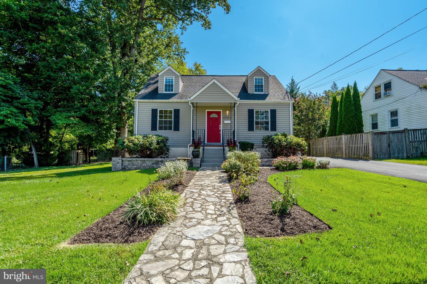 4029 Woodland Dr — photo