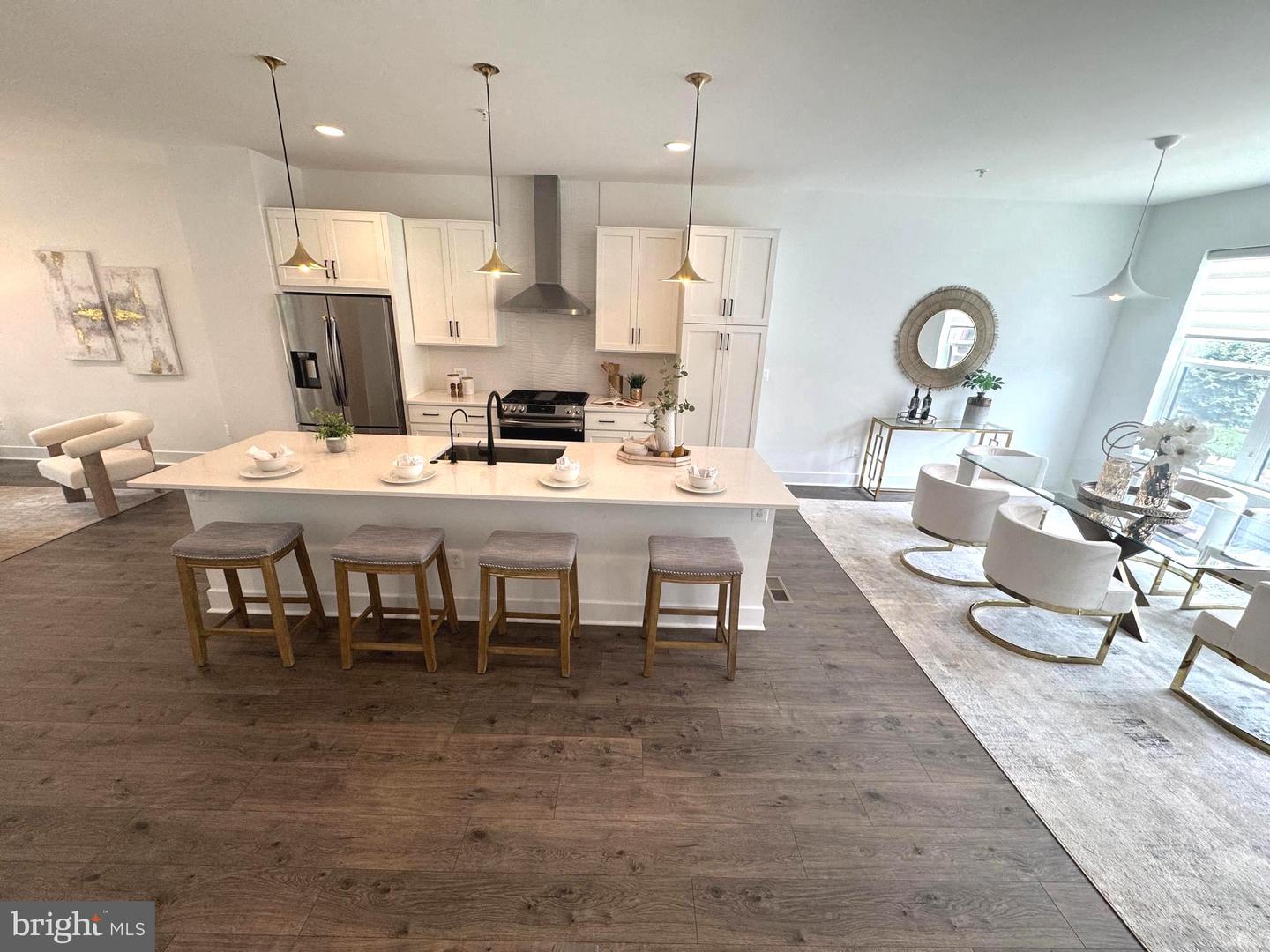 3544 Sutton Heights Cir — photo